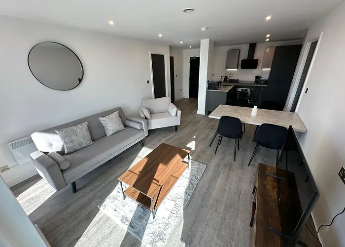 Luxury Central York Apartment